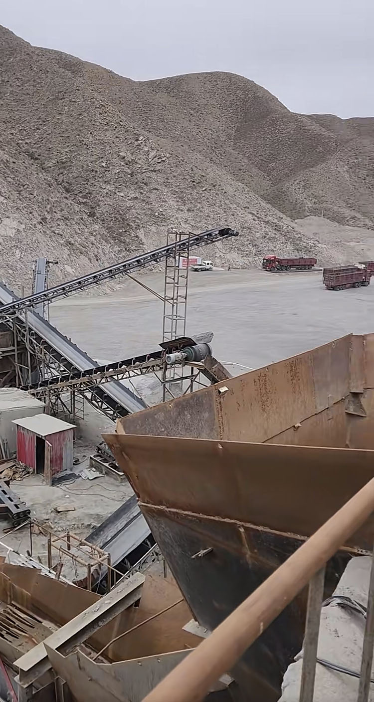 1777218034368813.jpg Mining ore crushing & processing (2).jpg